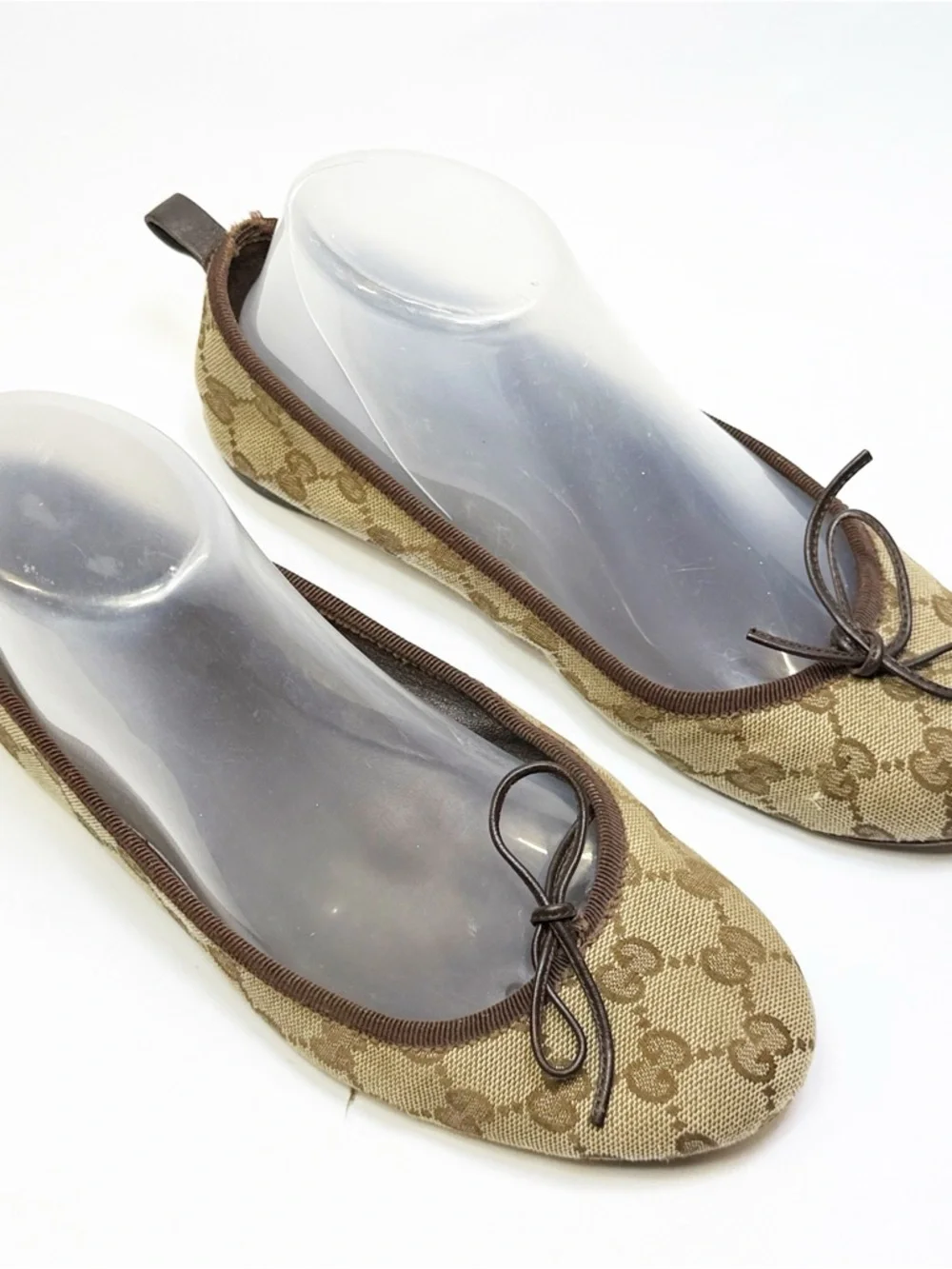 Gucci Beige Monogram Canvas Ballet Flats with Brown Trim size 37.5 - Picture 4 of 11